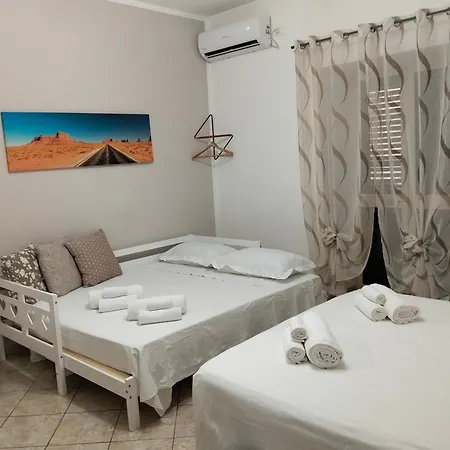 Ysorhouse * Palermo